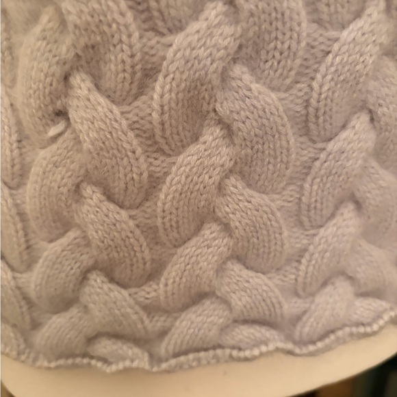 Neiman Marcus powder blue basket weave Mock Turtleneck Sweater - Picture 4 of 13